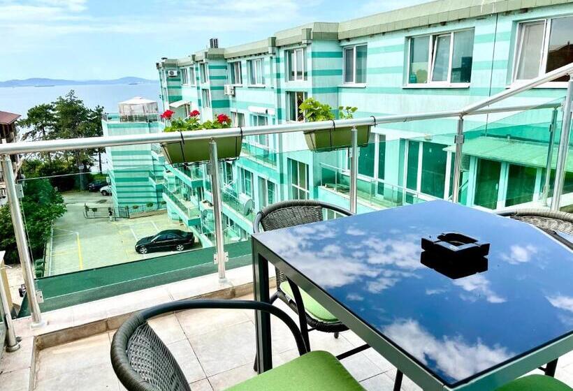 Penthouse Panorama Sea View Apt. Pomorie