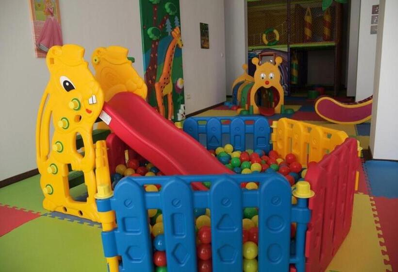 студио Boho Green Life Sozopol