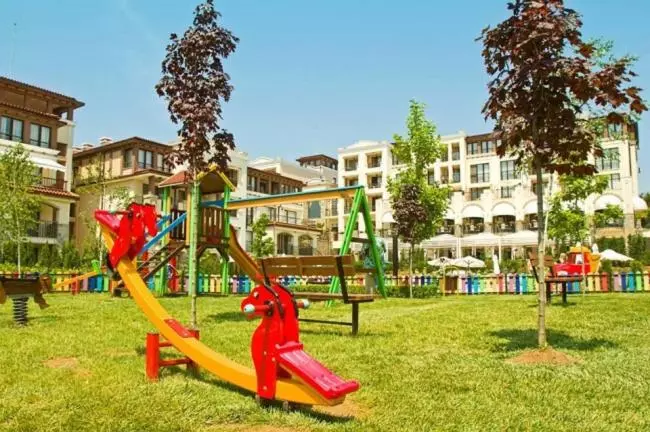студио Boho Green Life Sozopol