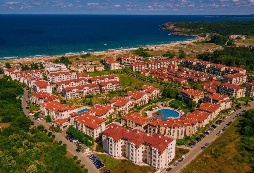 студио Boho Green Life Sozopol