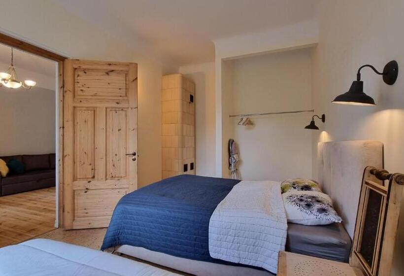 Aia Center Apartment With Sauna