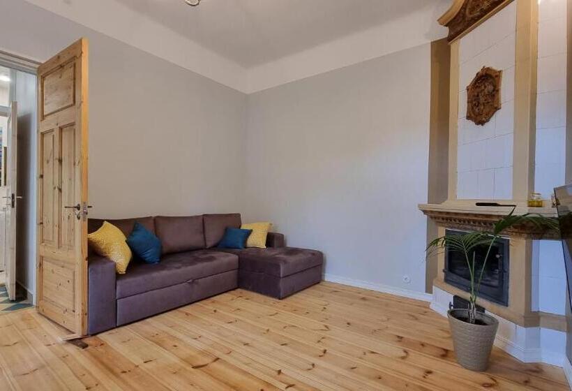 Aia Center Apartment With Sauna