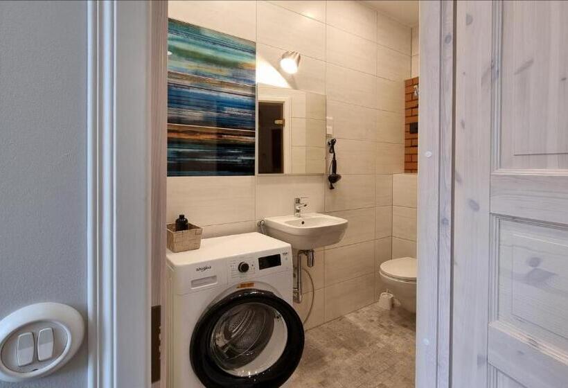 Aia Center Apartment With Sauna