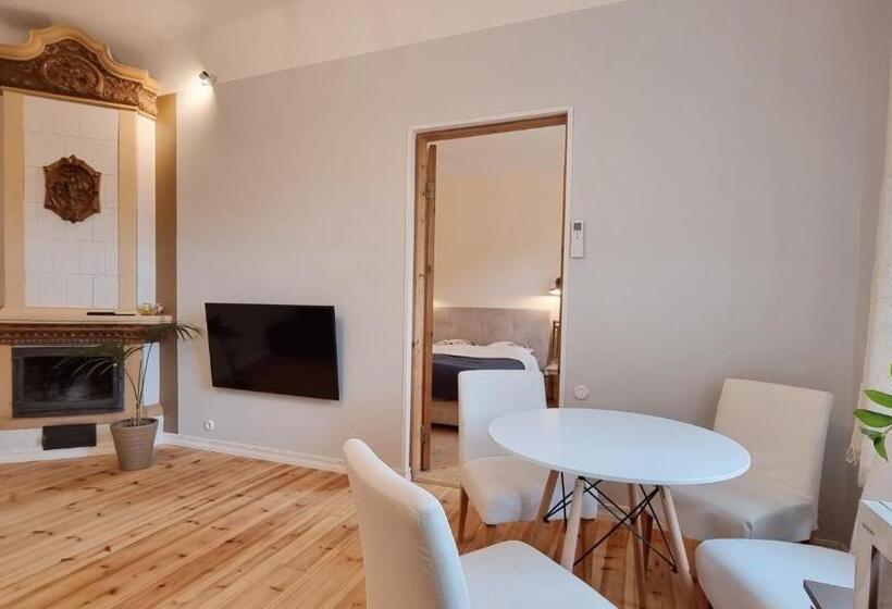 Aia Center Apartment With Sauna