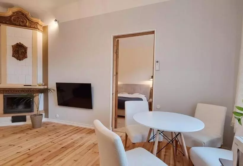 Aia Center Apartment With Sauna