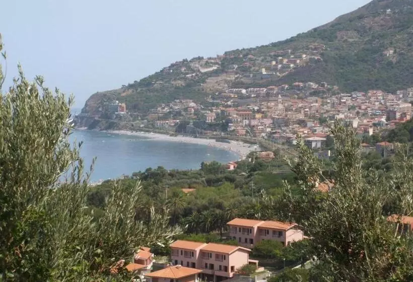 Casa Vacanza Gioiosa Sea