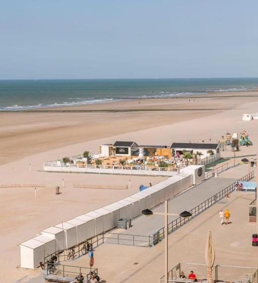 Corner Apartment With Fantastic Sea View