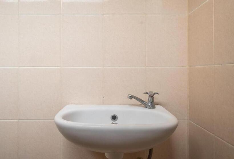 Reddoorz At Hotel Padjajaran Tasikmalaya