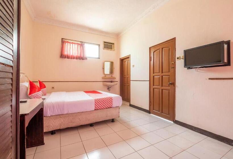 Reddoorz At Hotel Padjajaran Tasikmalaya