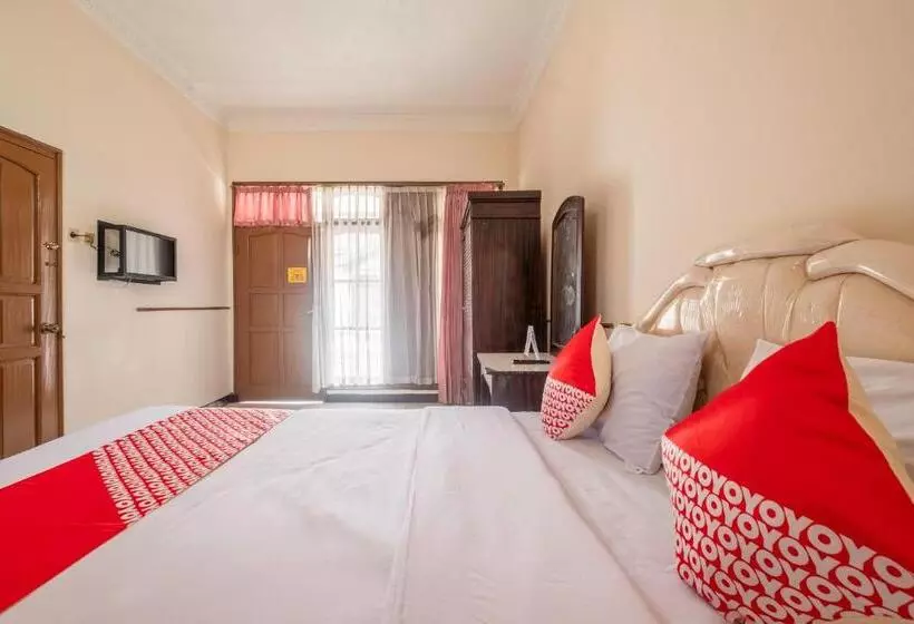 Reddoorz At Hotel Padjajaran Tasikmalaya