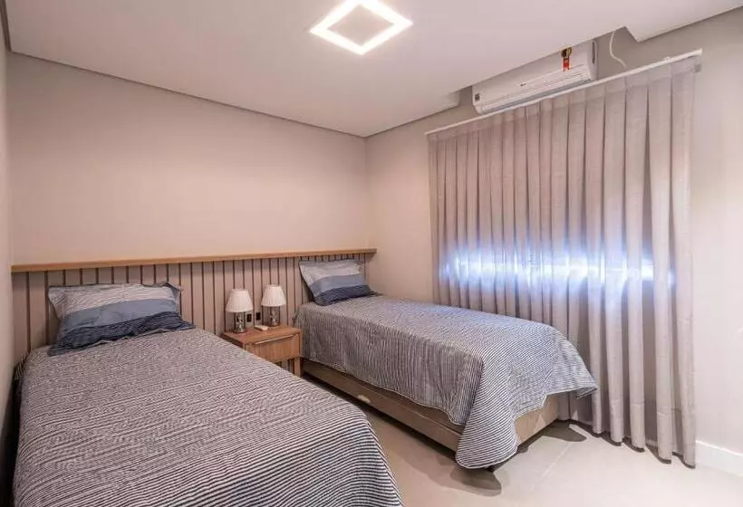 Incrivel Apartamento Com Wifi Na Praia Brava Sc