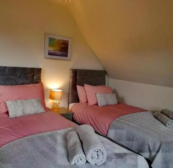 Mourne Magic House Riverside Luxury In Newcastle