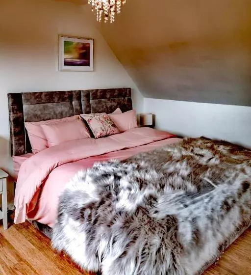 Mourne Magic House Riverside Luxury In Newcastle