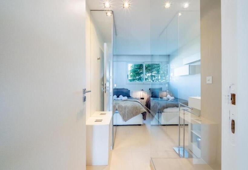 Elegant 3 Room Apartment With Terrace Pool & Island Views