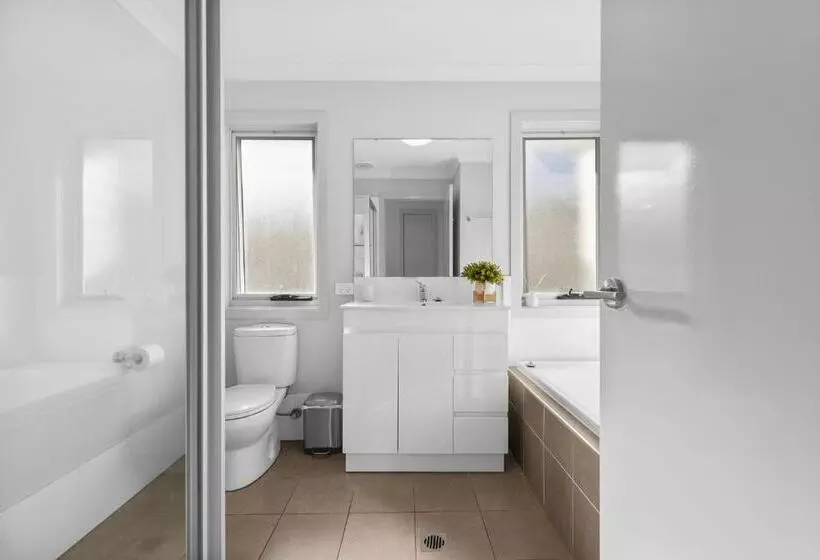 The Oasis Of Calm By Experience Jervis Bay