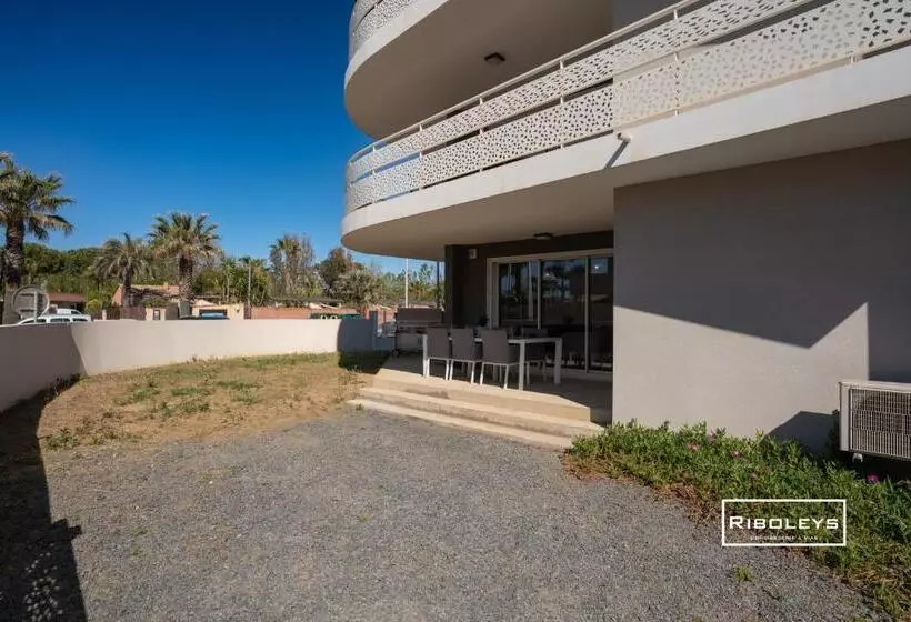 Grand T3 Neuf Climatisé Avec Wifi à 100m De La Plage