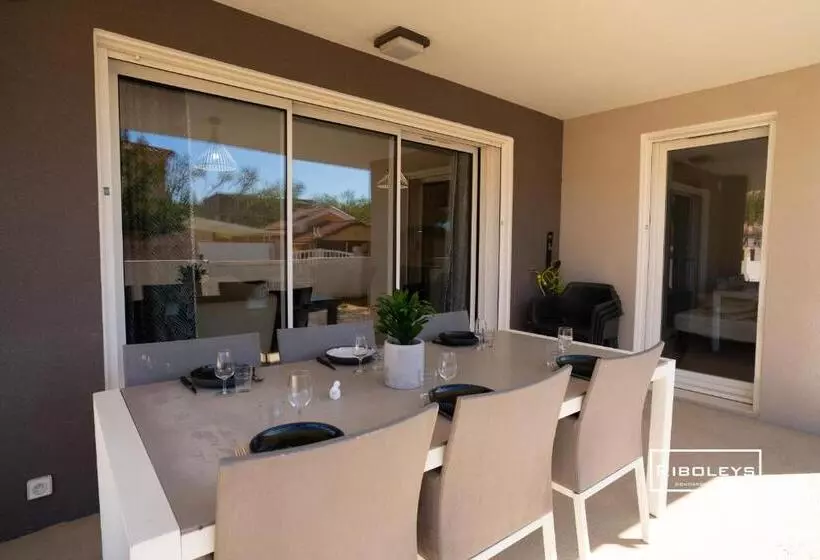 Grand T3 Neuf Climatisé Avec Wifi à 100m De La Plage