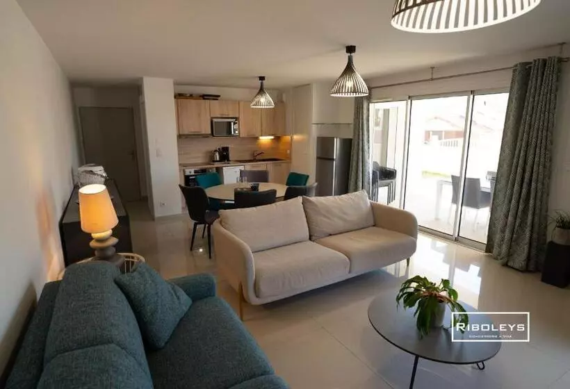 Grand T3 Neuf Climatisé Avec Wifi à 100m De La Plage