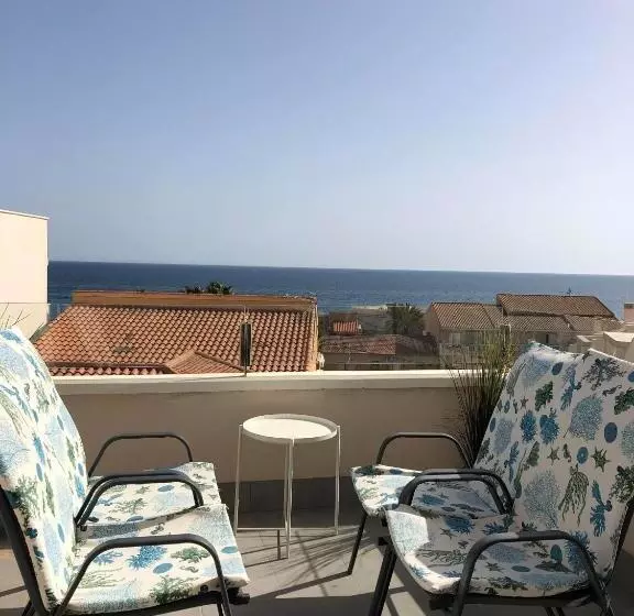 Villa Isla Plana, Right By The Sea   Grande