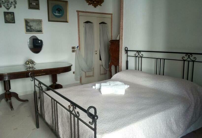 تختخواب و صبحانه Gran Relais De Charme A.rosbenmar