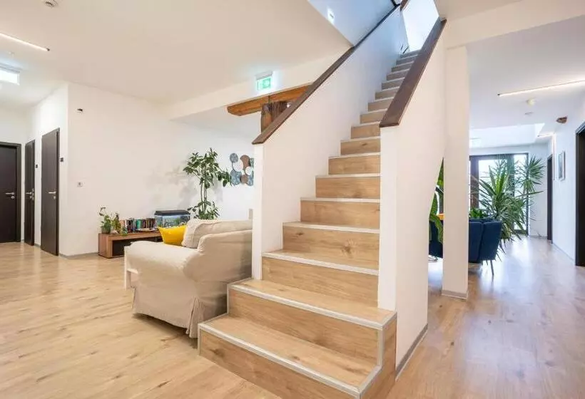 Aamiaismajoitus (B&B) Szitakötő Panzió