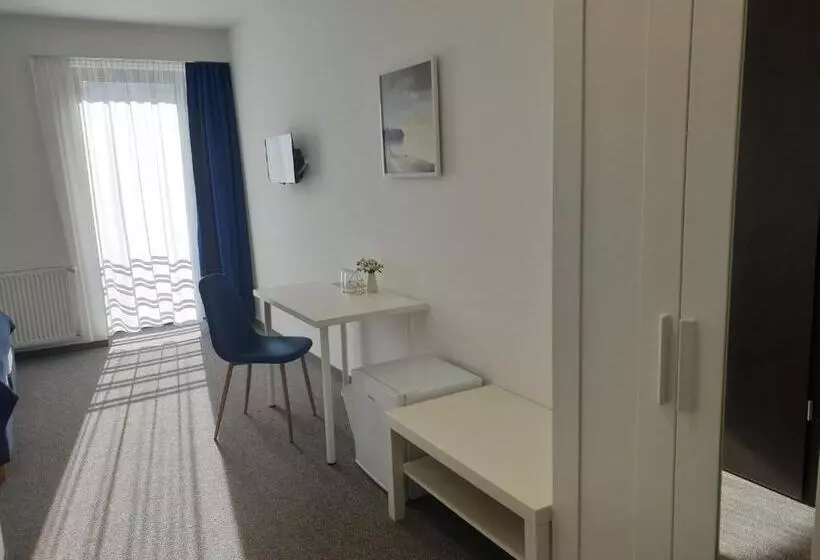 Aamiaismajoitus (B&B) Szitakötő Panzió