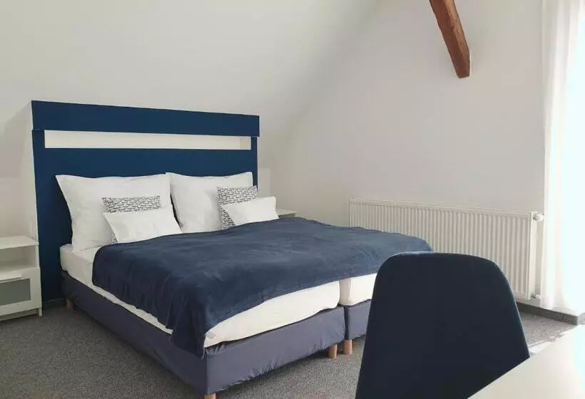 Aamiaismajoitus (B&B) Szitakötő Panzió