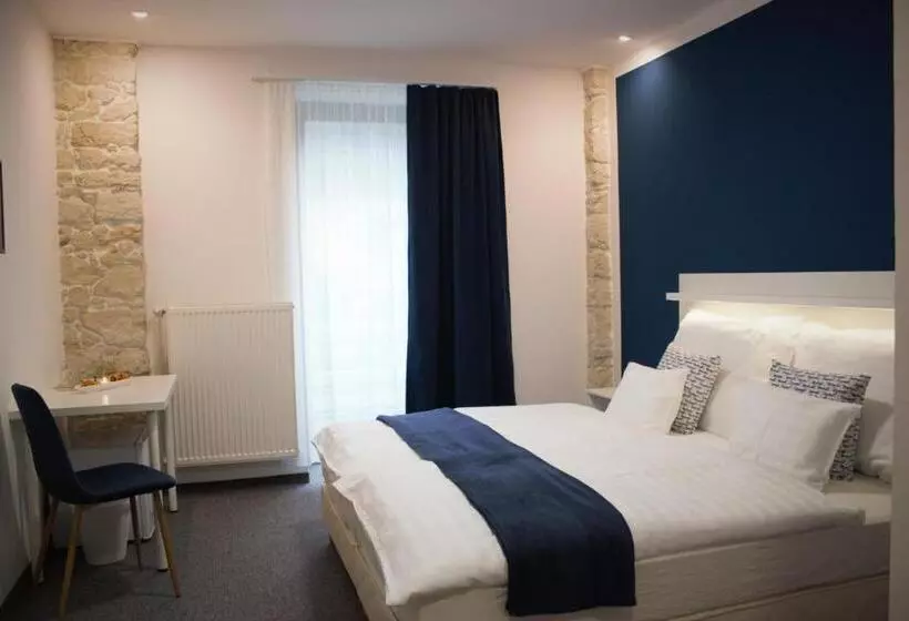 Aamiaismajoitus (B&B) Szitakötő Panzió