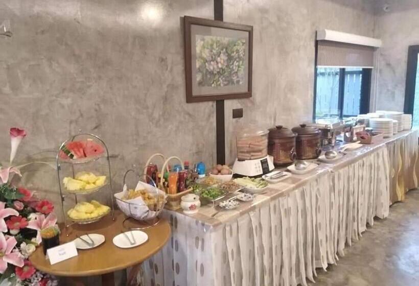 Hotell บ้านทิพรัตน์ สัตหีบ