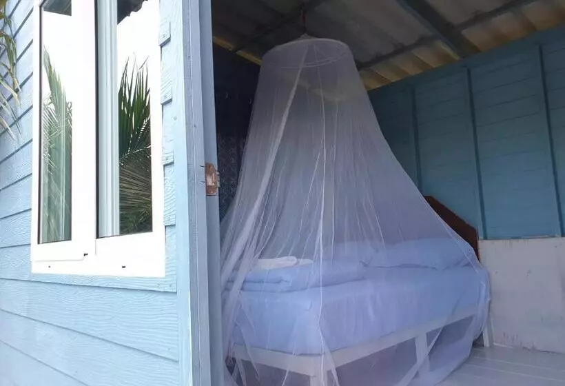 Hotelli Baan Suan Coconut Ko Yao Noi