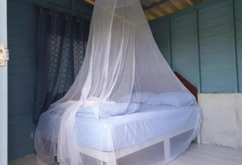 Hotelli Baan Suan Coconut Ko Yao Noi