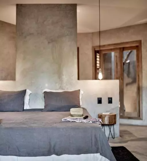 Hotelli Villa Mango Jeri