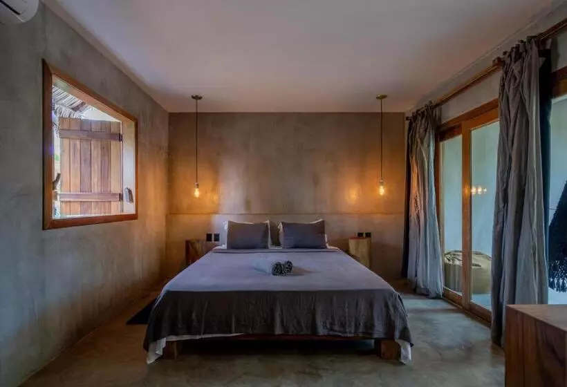 Hotelli Villa Mango Jeri