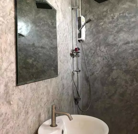 Majatalo เชอโคว์ เชอโคว์ โฮมสเตย์