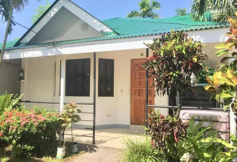 Majatalo Paguia’s Cottages