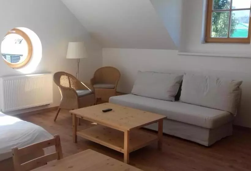 Majatalo Penzion červená Voda  Penzion S Dotekem Dálek