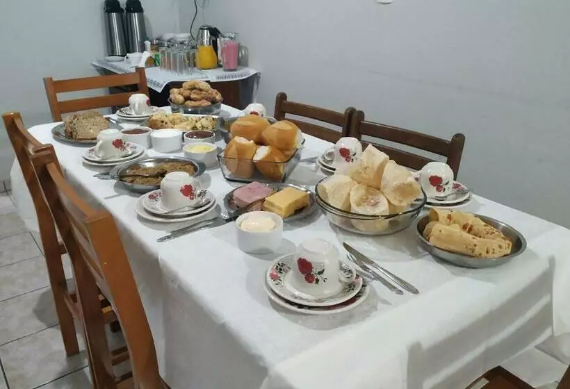 پانسیون Pérola Suítes Penha