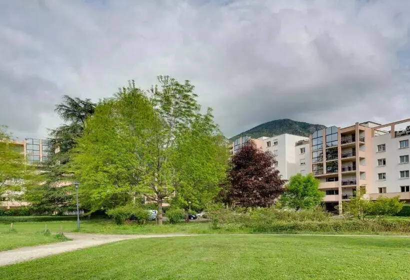 The Parc Des Raisses   T2 For 4 People