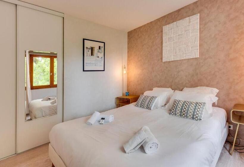 The Parc Des Raisses   T2 For 4 People