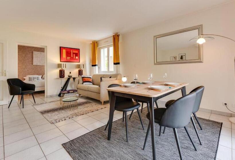 The Parc Des Raisses   T2 For 4 People