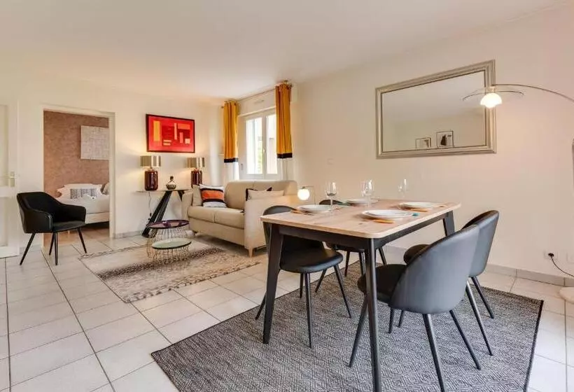 The Parc Des Raisses   T2 For 4 People