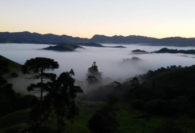 Общежитие Pousada Bela Helena