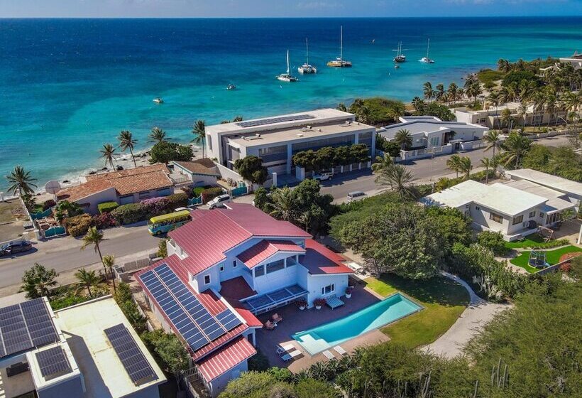 Beach Front Luxury Villa! Boca Catalina Malmok!