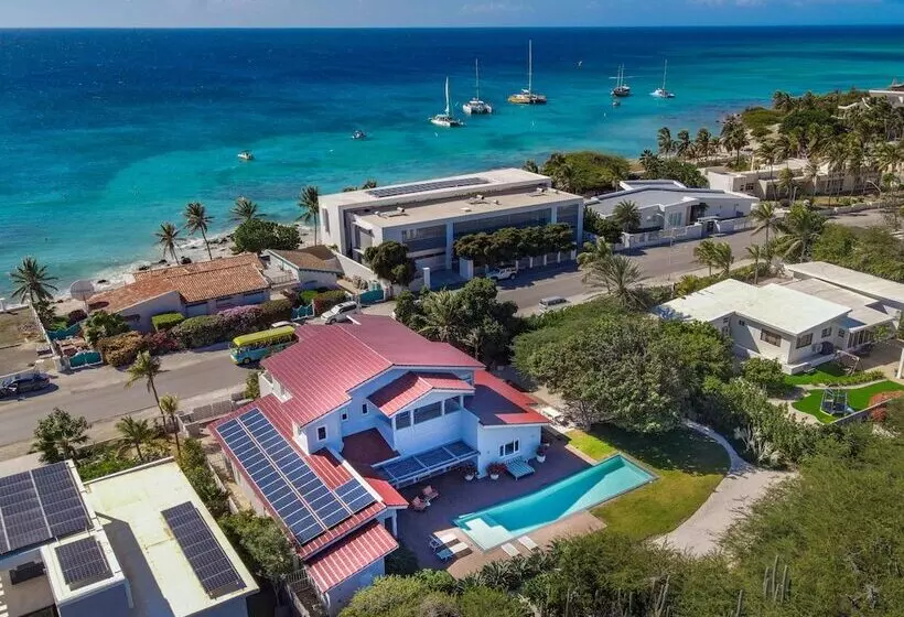 Beach Front Luxury Villa! Boca Catalina Malmok!