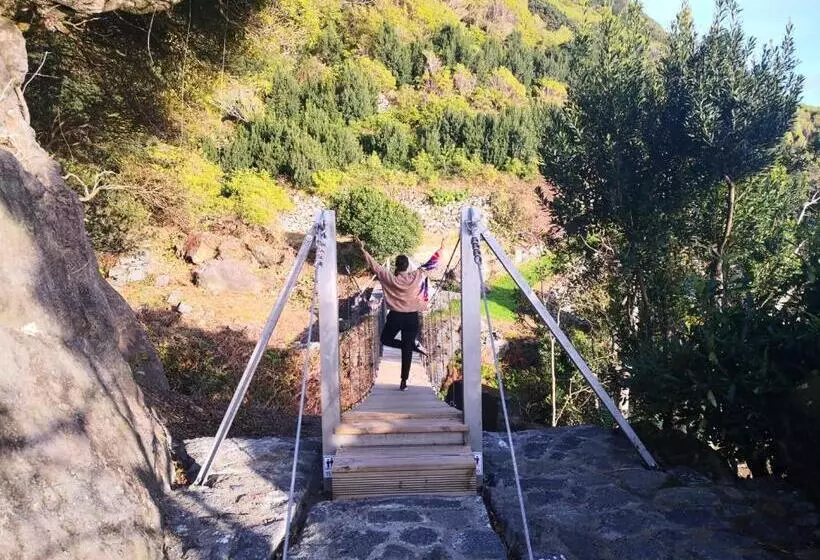 ホテル Abrigo Da Cascata   Casas De Campo   São Jorge