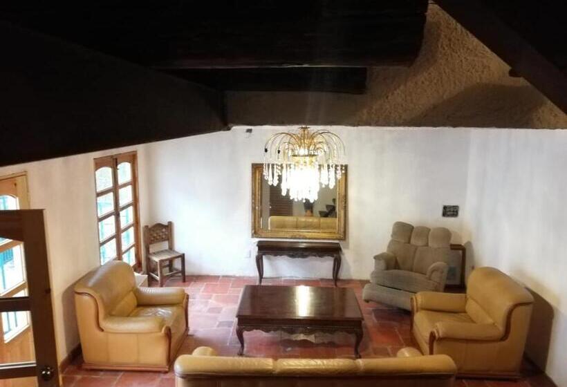 بنسيون Del Rio