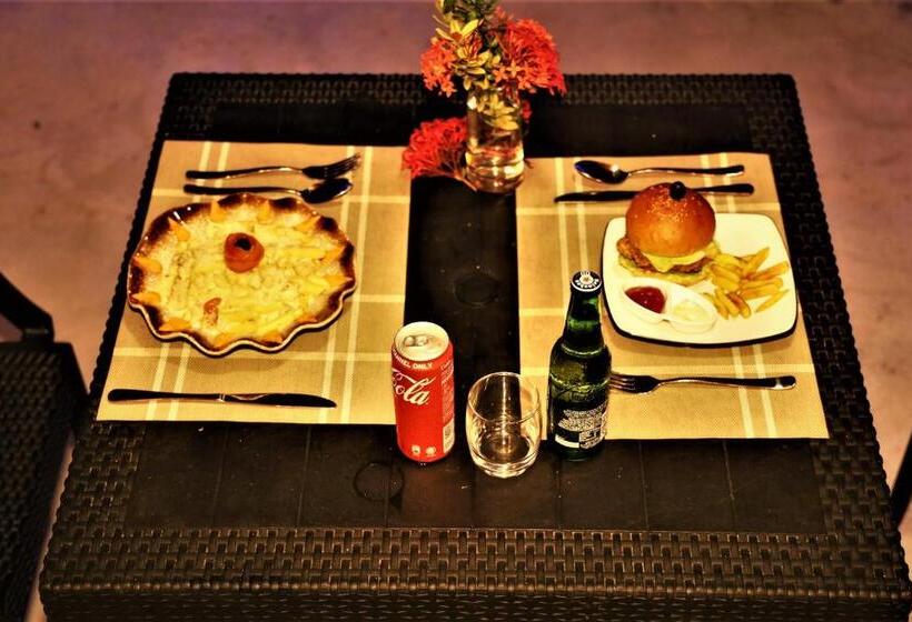 پانسیون Dhigurah Beach Inn