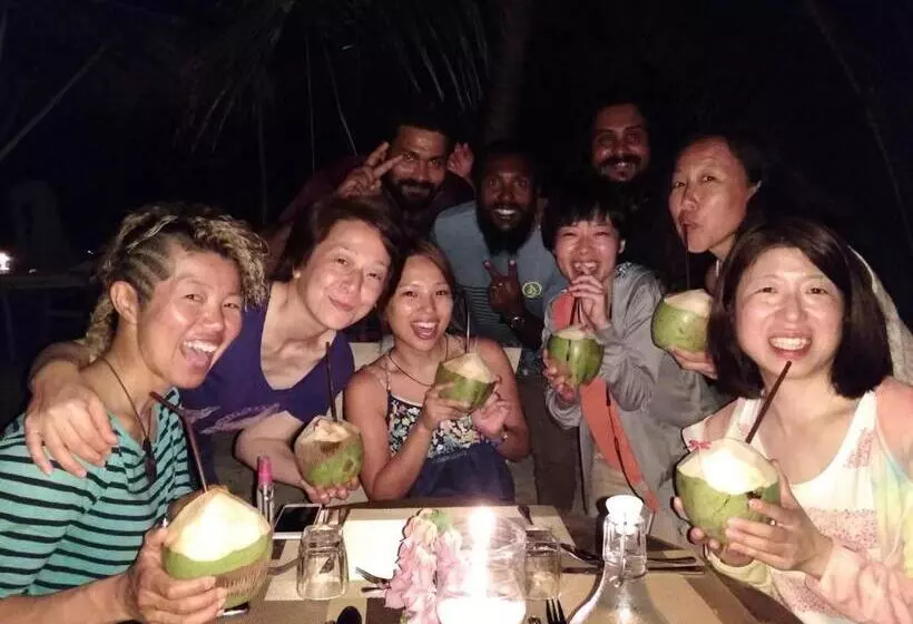 پانسیون Dhigurah Beach Inn