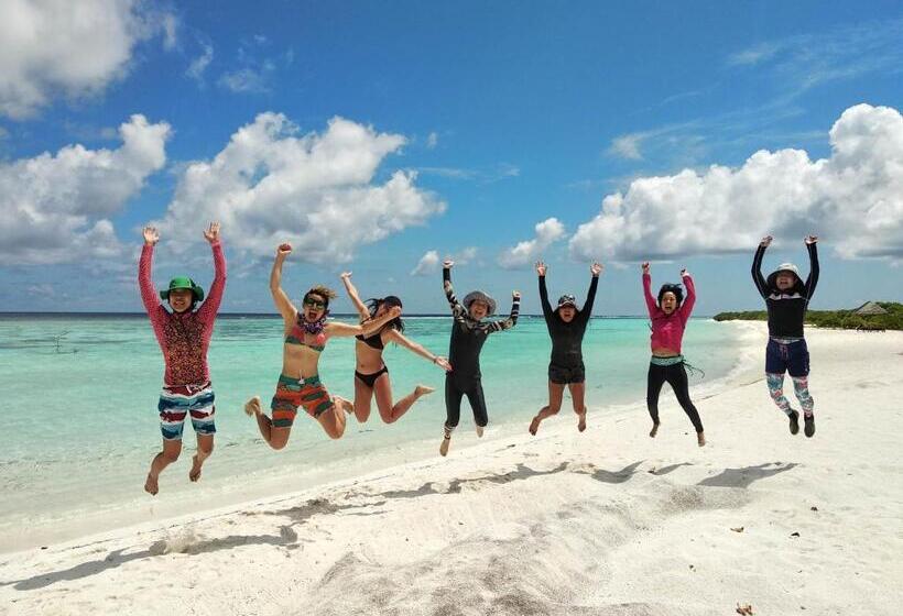 پانسیون Dhigurah Beach Inn