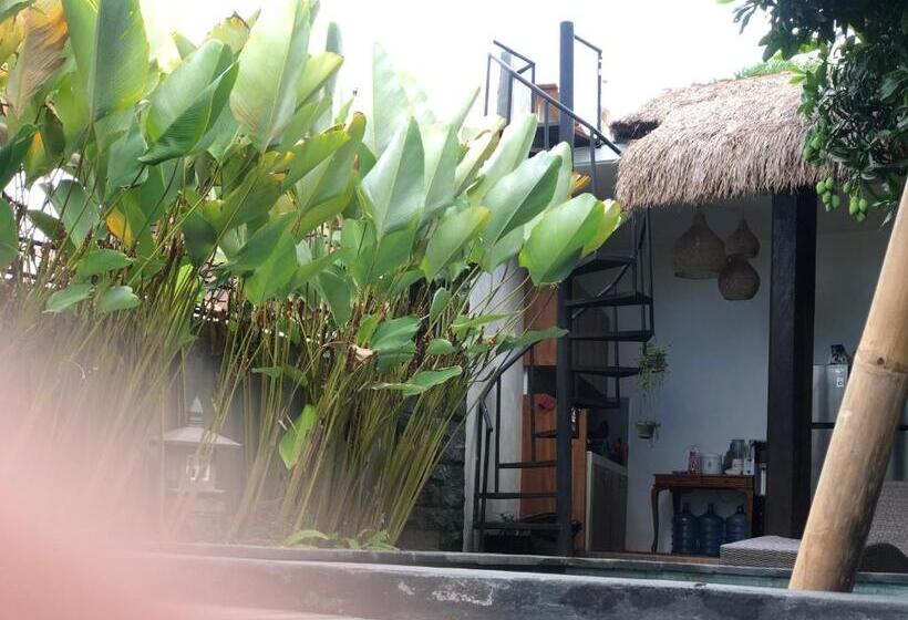 ペンション Kak Poleng Guesthouse